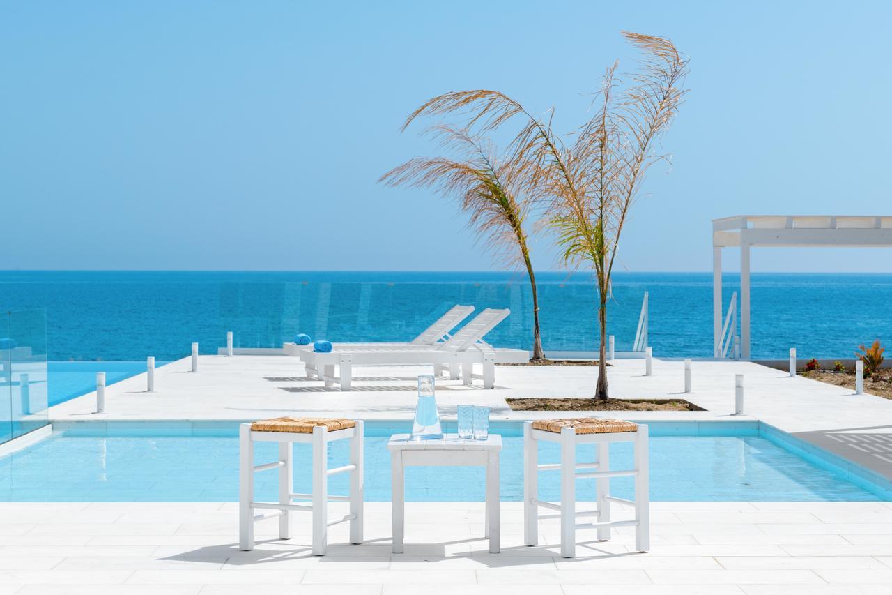Maria & Nada Beachfront Villas 콜림비아 외부 사진